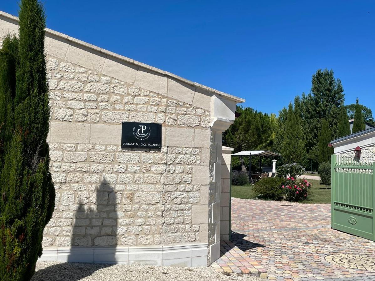 Domaine Du Clos Pallacien Paillé Esterno foto